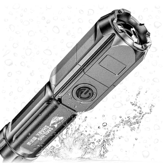 Éclairez jusqu'à 1.000 mètres avec une puissance militaire