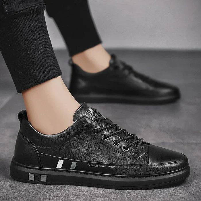 ELEGANTIEE | Sneakers in genuine leather ©